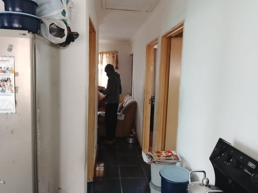  Bedroom Property for Sale in Llitha Park Western Cape